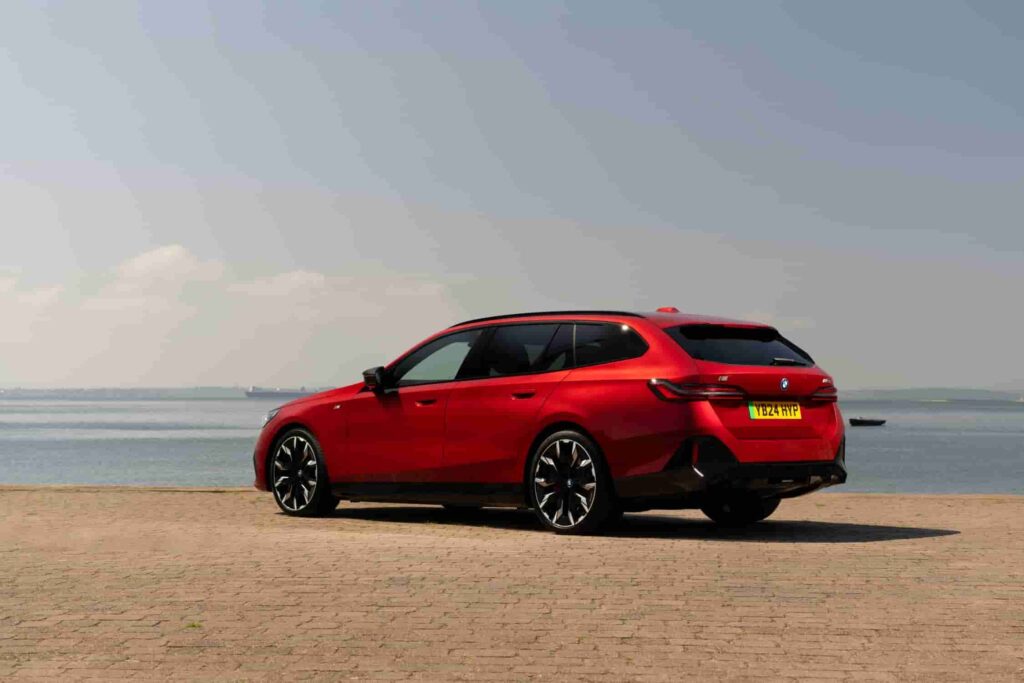 BMW will captivate enthusiasts at the 2024 Goodwood Festival of Speed with the world premiere of the new BMW X3, the UK debut of the BMW M4 CS, and other significant showcases.