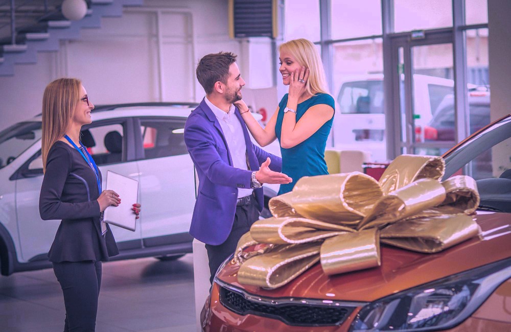 Discover how to find the best luxury car deals, explore leasing benefits, and uncover top brands' lease offers. Use car buying resources for smart, informed decisions.