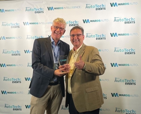 Hyundai Motor America named ‘OEM of the Year’ by WardsAuto at the AutoTech Detroit Conference, highlighting its innovative products and technology, marking the second win since 2021.