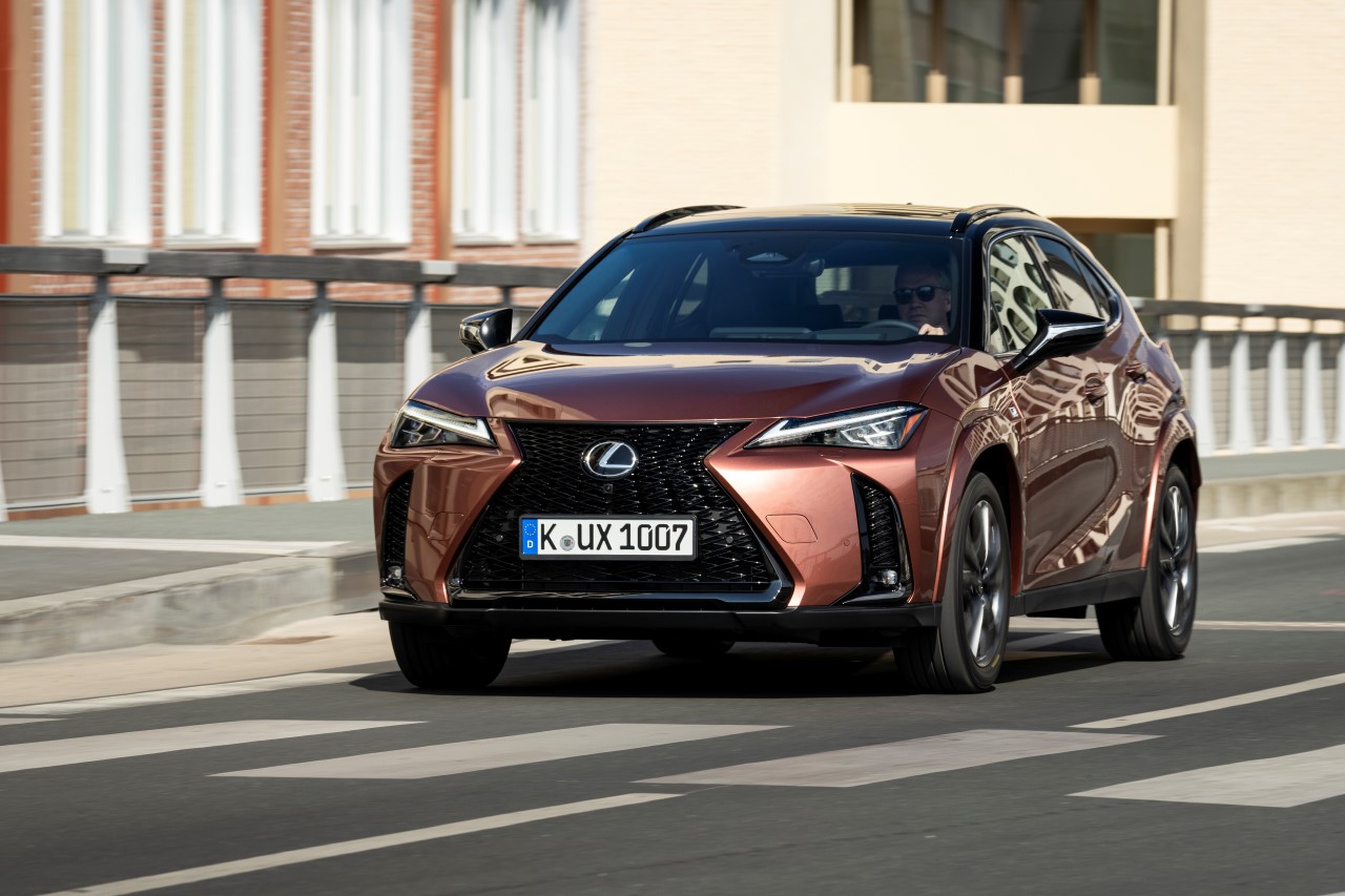 Drive the future with Lexus UX 300h: Offering special leasing and a high-tech, well-equipped lineup for a superior urban crossover experience.