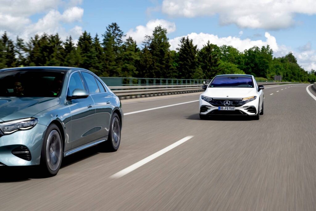 Mercedes-Benz launches the Automatic Lane Change (ALC) function for 15 models, available ex-factory or via over-the-air update, enhancing partially automated driving in Europe.