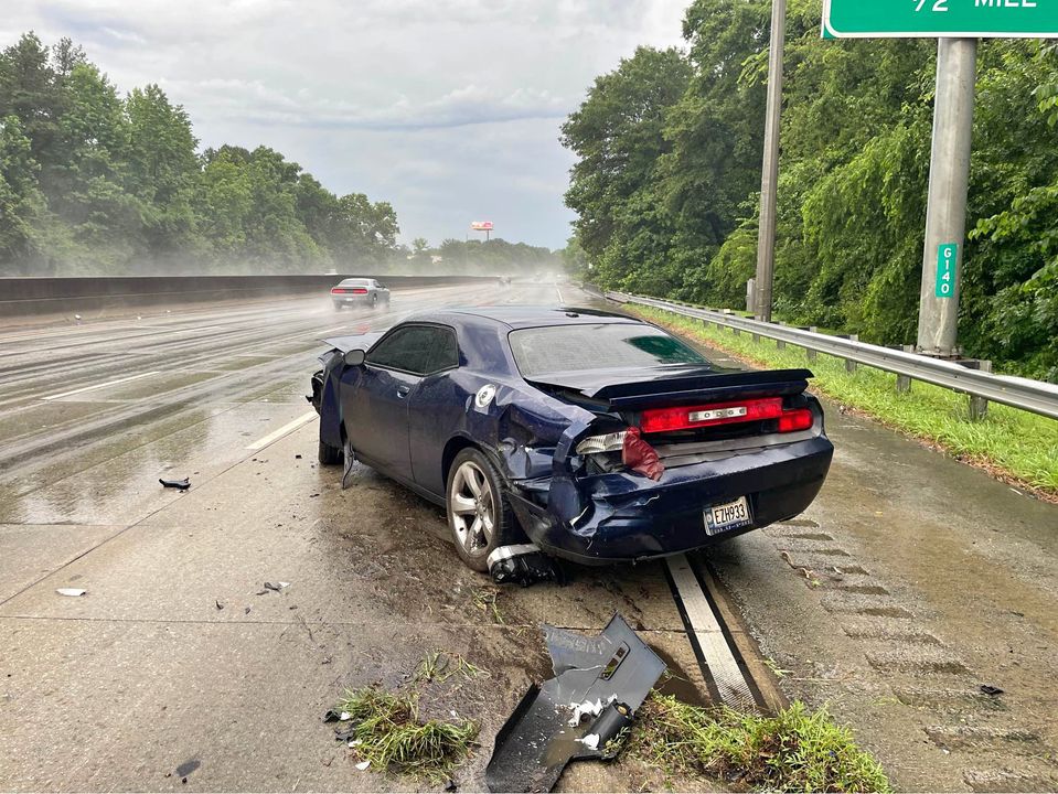 Damaged 2014 Dodge Challenger R/T Coupe listed for £2,358 ($3,000) on Facebook Marketplace after crash near Atlanta. Despite heavy damage, the engine still runs. Make an offer.