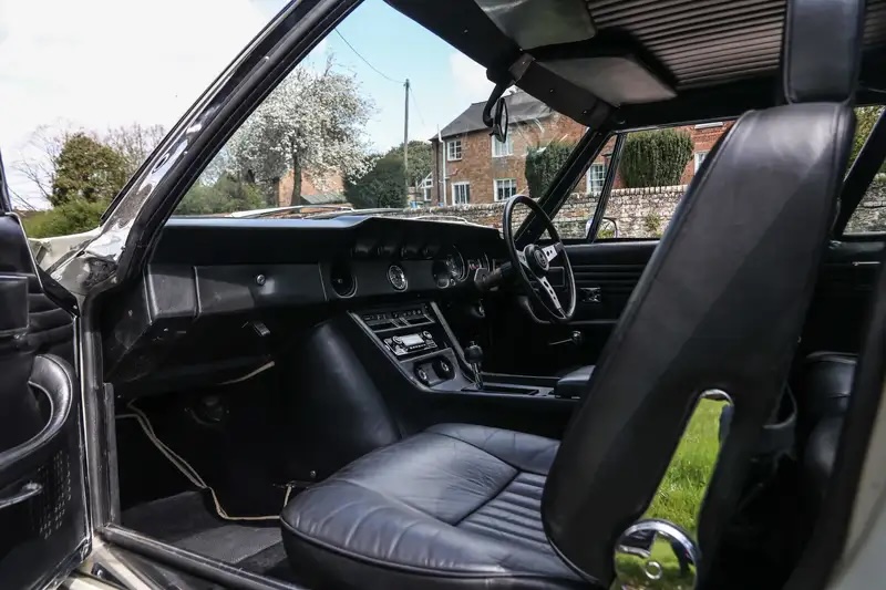 Poldark actor Robin Ellis's 1970 Jensen Interceptor II goes up for auction. The classic car, originally £8,000, now valued at £150,000, will be auctioned on 24 August.