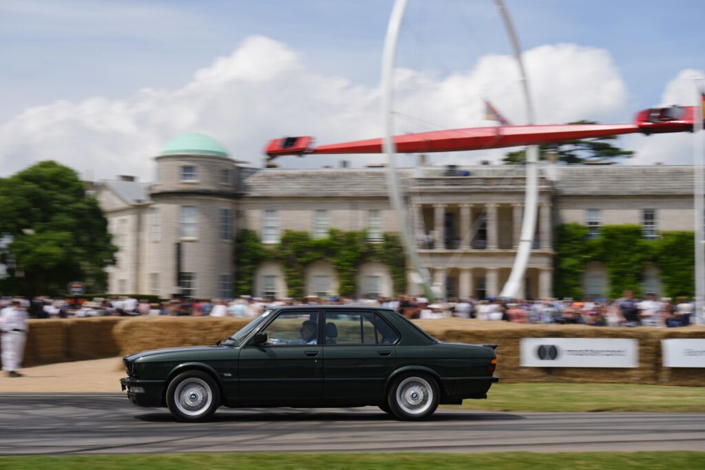 BMW will debut the seventh-generation BMW M5 at Goodwood Festival of Speed 2024, featuring a hybrid system with 727 hp. BMW X3 also premieres, showcasing innovation and performance.