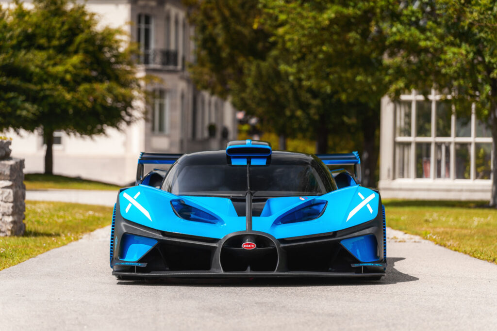 The Bugatti Type 35, born from Ettore Bugatti’s vision of combining cutting-edge technology with unparalleled aesthetics, stands as the most successful race car in history and continues to inspire modern Bugatti models.