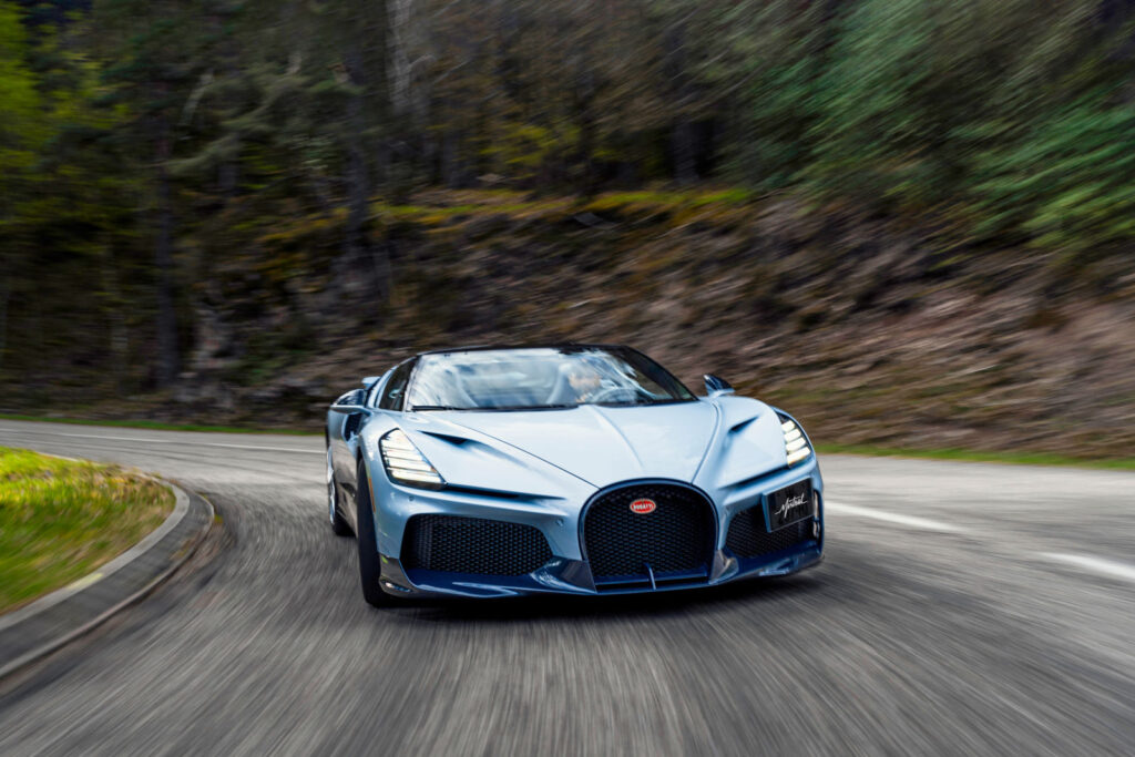 The Bugatti Type 35, born from Ettore Bugatti’s vision of combining cutting-edge technology with unparalleled aesthetics, stands as the most successful race car in history and continues to inspire modern Bugatti models.