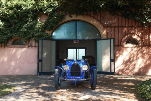 The Bugatti Type 35, born from Ettore Bugatti’s vision of combining cutting-edge technology with unparalleled aesthetics, stands as the most successful race car in history and continues to inspire modern Bugatti models.