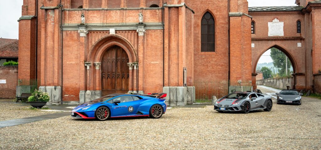 Lamborghini Esperienza Giro 2024 took supercar owners on a luxurious tour through Langhe, Piedmont, offering exquisite dining, scenic drives, and rich cultural experiences.