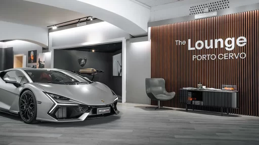 Lamborghini Lounge Porto Cervo returns to Via Porto Vecchio, offering Lamborghini owners exclusive hospitality and a 360° brand experience with events, driving activities, and luxury showcases.