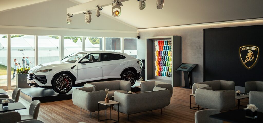 Lamborghini unveiled the Revuelto HPEV and Urus SE PHEV Super SUV at the Goodwood Festival of Speed, showcasing hybrid advancements and thrilling fans with dynamic hill runs.