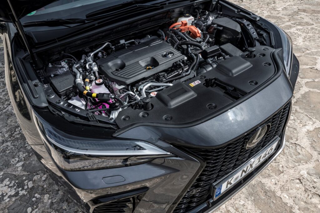 The Lexus NX has cemented its place as the top Lexus model in Poland, with 20,992 units sold since its 2014 debut. This D-SUV Premium standout offers hybrid and plug-in hybrid options.