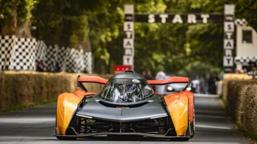 McLaren will captivate audiences at the 2024 Goodwood Festival of Speed, showcasing an exceptional lineup, including the McLaren Senna with Senna Sempre livery. The festival runs from July 11-14.