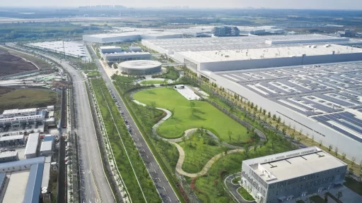 NIO's factory is named a 2024 Green Factory by Anhui Province, recognizing its sustainable practices in land use, clean production, efficient waste management, and low-carbon energy.