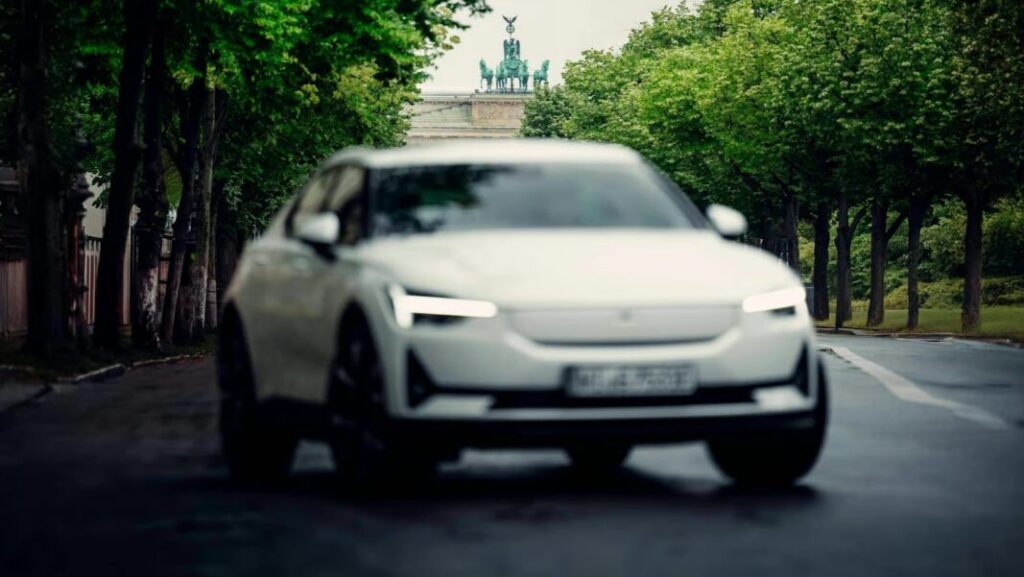 Explore Berlin in a Polestar 2 on a single charge. From historic landmarks to vibrant culture, join us for a thrilling one-day adventure through Germany's dynamic capital.