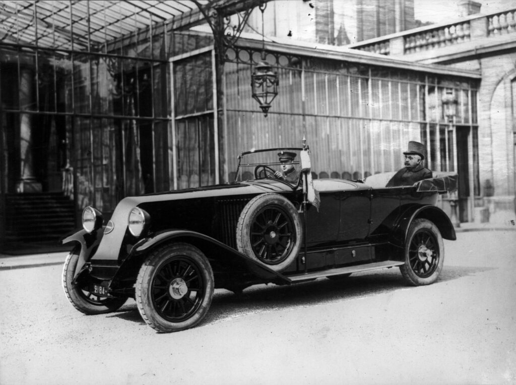 Discover the legacy of Renault cars used by French Presidents over the past century, from the 1920s Renault 40CV to President Macron's 2024 Renault Rafale.