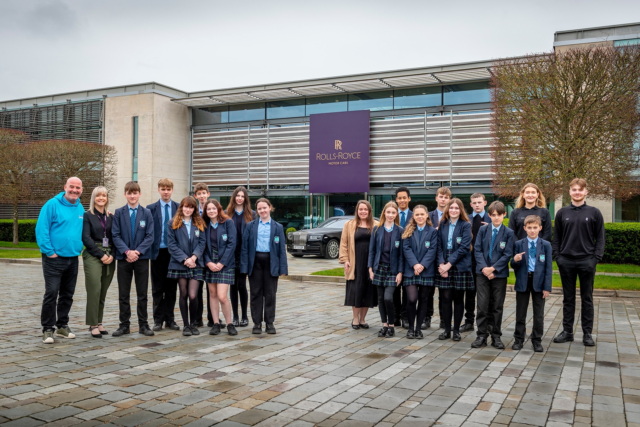 Rolls-Royce Motor Cars celebrates its fourth year participating in the Dare to Dream mentoring scheme, where employees, including apprentices, mentor Year 9 pupils to boost their confidence and career aspirations.