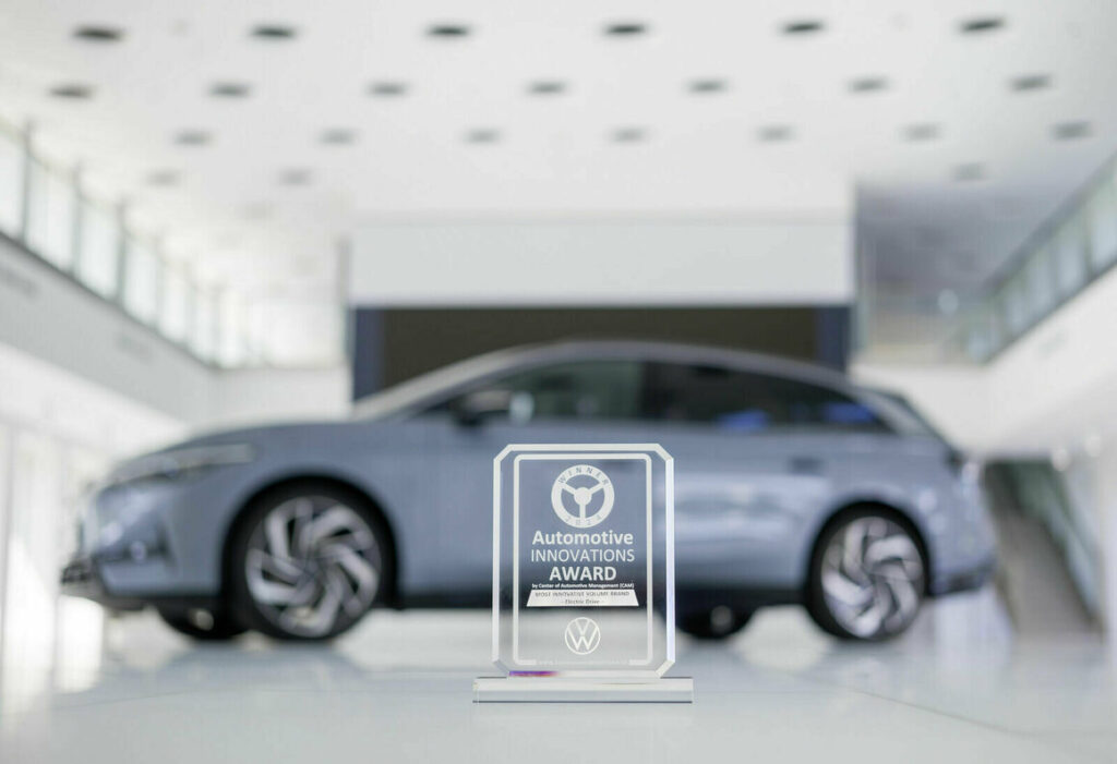 Volkswagen wins the 2024 AutomotiveINNOVATIONS Award for being the most innovative volume brand in electric drives, highlighting their advancements in range, consumption, and charging.