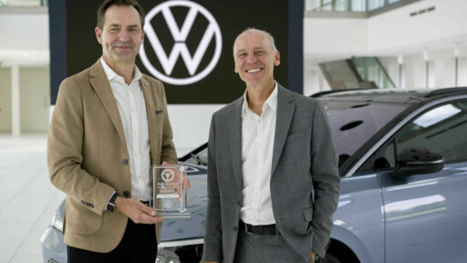 Volkswagen wins the 2024 AutomotiveINNOVATIONS Award for being the most innovative volume brand in electric drives, highlighting their advancements in range, consumption, and charging.