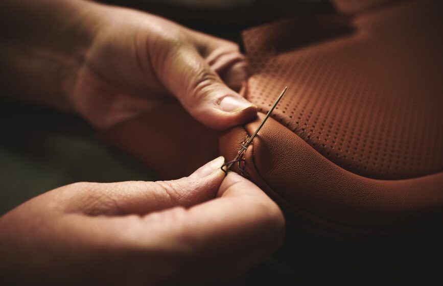 Bentley Motors joins Leather Naturally, marking a new milestone in sustainable luxury. This partnership strengthens Bentley’s commitment to eco-friendly practices in the automotive leather industry.