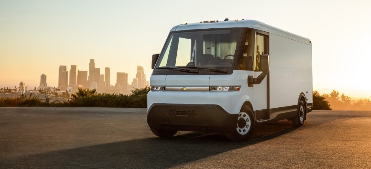 General Motors is integrating BrightDrop electric commercial vans into the Chevrolet brand, expanding their reach through Chevrolet’s extensive sales and service network, enhancing fleet efficiency.