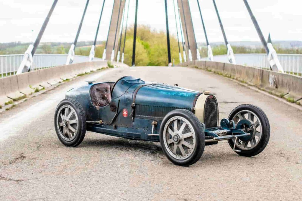 A century ago, the Bugatti Type 35 debuted at the Grand Prix de Lyon, marking the start of a legendary era in motorsport and continuing to inspire Bugatti's modern hyper sports cars.