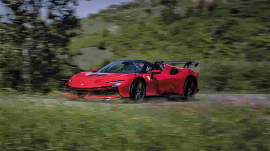 Fresh from his F1 debut, Ferrari Driver Academy’s Oliver Bearman takes the SF90 XX Spider for a thrilling test drive through the scenic roads of Emilia-Romagna.