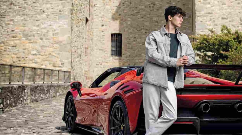 Fresh from his F1 debut, Ferrari Driver Academy’s Oliver Bearman takes the SF90 XX Spider for a thrilling test drive through the scenic roads of Emilia-Romagna.