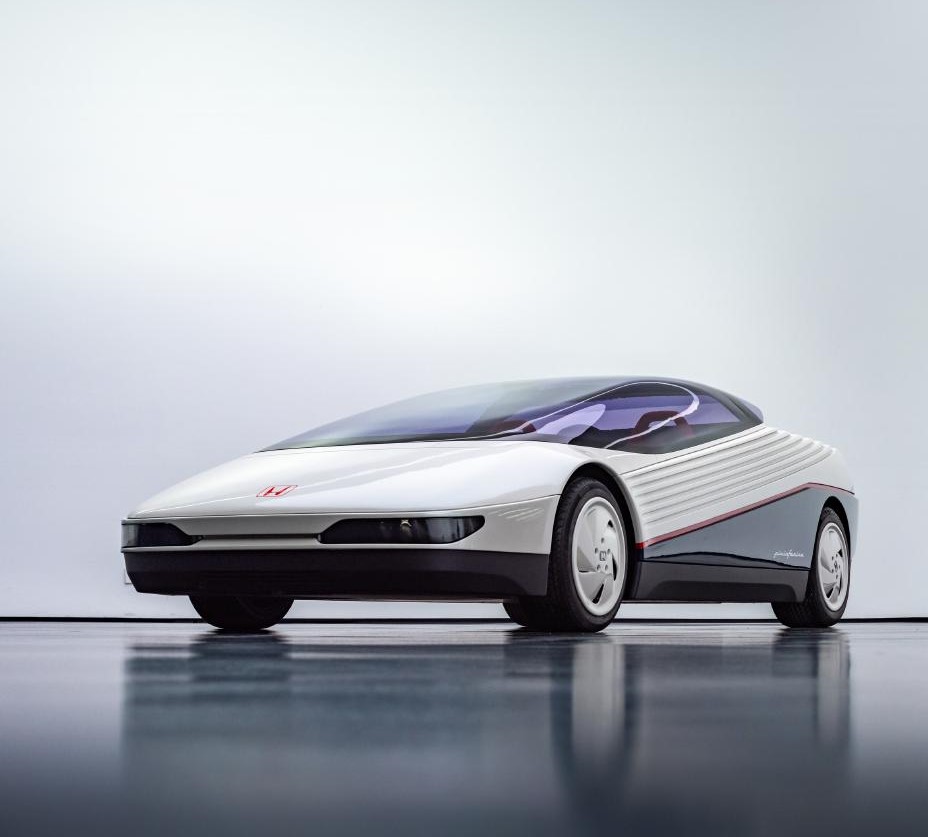 Honda debuts the restored 1984 HP-X Concept at Pebble Beach Concours d'Elegance, marking the first Japanese entry in 50 years. This iconic wedge-shaped car was designed by Pininfarina.