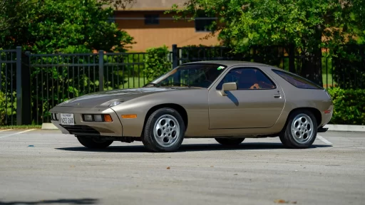 Own a piece of Hollywood history! The 1979 Porsche 928 from "Risky Business," driven by Tom Cruise, is up for auction with an estimated price of £1.4 million.