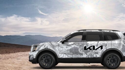 Kia America returns to the Rebelle Rally with a custom Telluride X-Pro featuring a student-designed livery, showcasing its ongoing support for emerging talent from ArtCenter College.