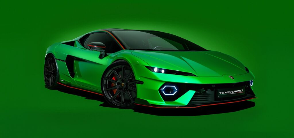 Lamborghini unveils the Temerario, a groundbreaking hybrid supercar with 920 CV, blending luxury with high-performance engineering for an exhilarating and sustainable driving experience.