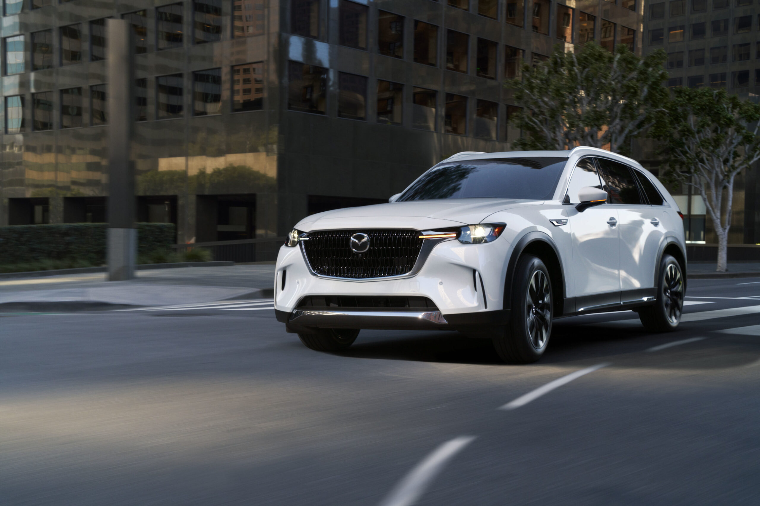 Mazda North American Operations announces pricing and updates for the 2025 CX-90, starting at $37,845. The CX-90 offers advanced safety features, seating for up to eight, and various model options.