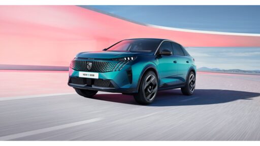 The PEUGEOT E-3008 records 50,000 orders in two months, with 25% for the electric version. Launched in Europe, this fastback SUV boasts a next-gen i-Cockpit® and up to 680km range.