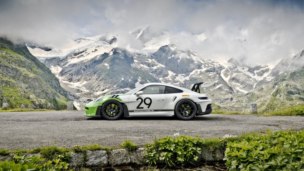 Porsche unveils the 911 GT3 RS Tribute to Jo Siffert, celebrating the Swiss racing legend and marking the near 55-year anniversary of the iconic 917's first victory at Österreichring.