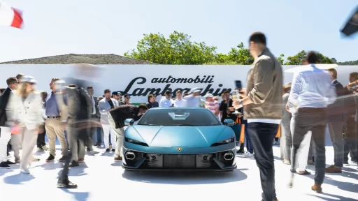 Automobili Lamborghini has unveiled the Temerario, a groundbreaking twin-turbo V8 hybrid super sports car, at Monterey Car Week. With 920 CV and a top speed of 210 mph, it redefines performance in the super sports car segment.