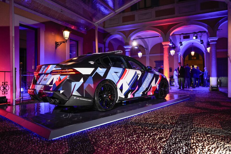 BMW M unveils the hybrid-powered BMW M5 MotoGP™ Safety Car, delivering 727 hp and debuting at Misano Grand Prix. It features race-inspired design and advanced safety technology.