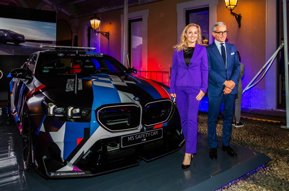 BMW M unveils the hybrid-powered BMW M5 MotoGP™ Safety Car, delivering 727 hp and debuting at Misano Grand Prix. It features race-inspired design and advanced safety technology.