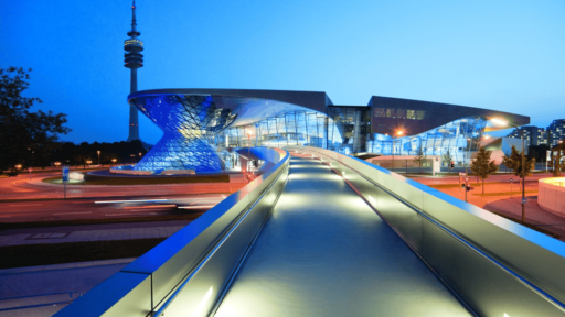 BMW Welt wraps up 2024 with concerts, award ceremonies, and interactive exhibits before closing for renovations in January 2025, offering visitors memorable experiences and digital innovations.