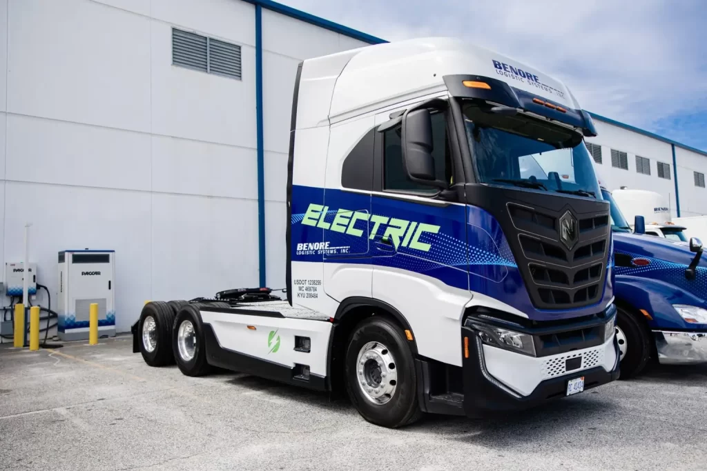 Benore Logistic Systems, Inc. strengthens its leadership in sustainable logistics by adding a Nikola Class 8 battery-electric vehicle, expanding its zero-emission fleet to eight trucks.