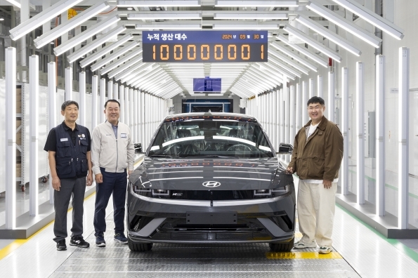 Hyundai Motor celebrates a major milestone, producing 100 million vehicles globally in 57 years, showcasing rapid growth and innovation in the automotive industry.