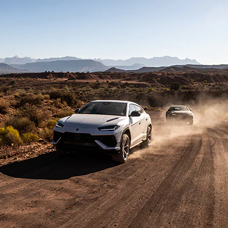 Lamborghini’s Esperienza Avventura took Urus S owners on a thrilling 200-mile adventure through Zion National Park, combining off-road excitement with luxurious accommodations.