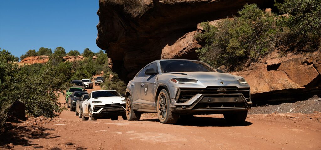 Lamborghini’s Esperienza Avventura took Urus S owners on a thrilling 200-mile adventure through Zion National Park, combining off-road excitement with luxurious accommodations.