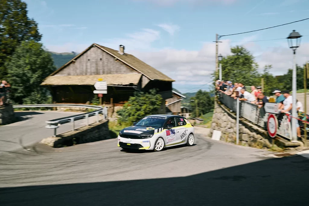 Austrian Luca Pröglhöf is set to potentially clinch the ADAC Opel Electric Rally Cup 2024 title at the penultimate round in Vendôme, with just a six-point lead needed to secure victory.