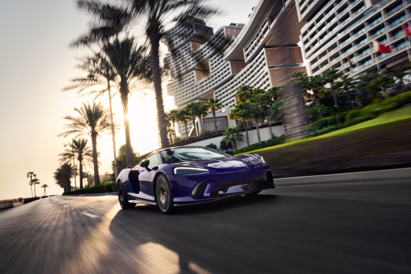 McLaren GTS debuts in the Middle East, delivering stunning supercar performance with a 4.0L V8 engine, 635PS, and a luxurious interior, perfect for both daily driving and thrilling adventures.