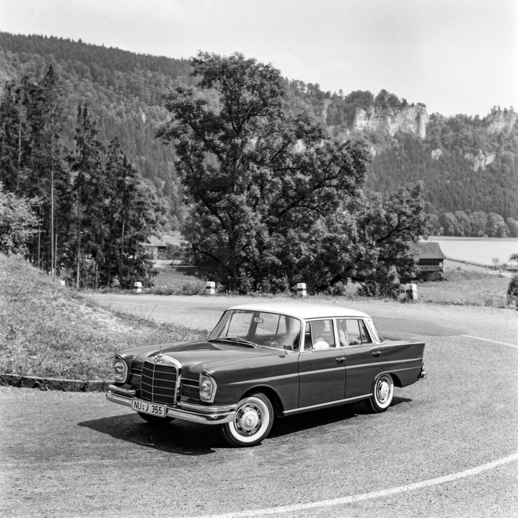 Mercedes-Benz Classic Notes 3/2024 celebrates 65 years of crash tests, iconic models like the 1959 "Fintail," the 1984 124 series, and the preservation of these classics with genuine parts.