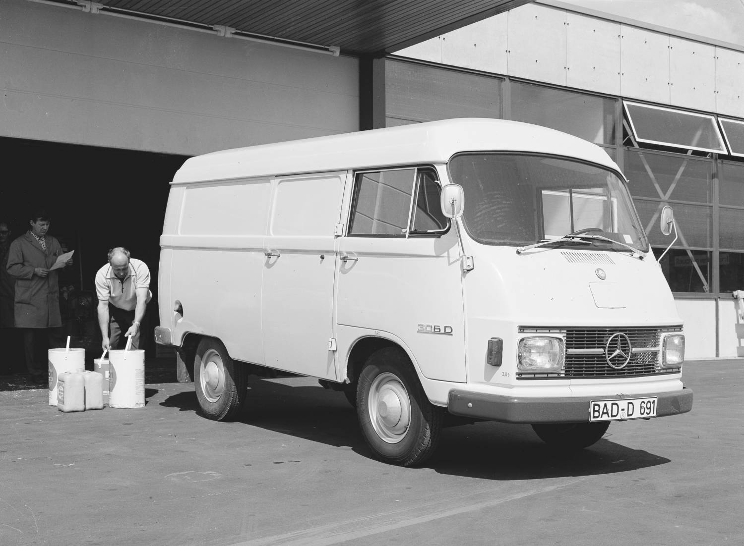 Mercedes-Benz Vans celebrates decades of innovation, from the launch of the L 306 in 1969 to the introduction of the Sprinter in 1995, with plans to enhance safety and electrification in 2024.