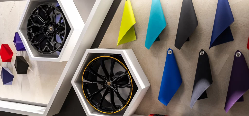 Lamborghini opens a new dealership in Hanover, featuring the brand’s latest models, hybrid innovations, and nearly limitless customization options in a modern 650-square-meter facility.