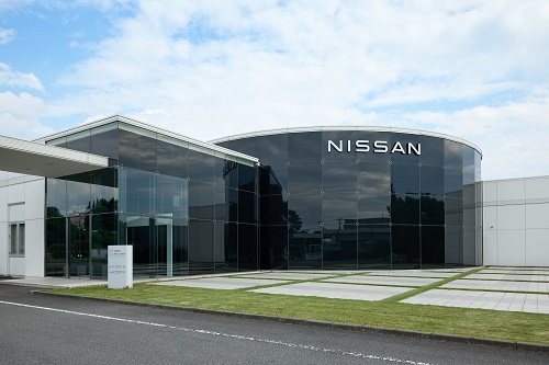 Nissan reopens its renovated Tochigi Plant Guest Hall, offering an immersive experience into the car manufacturing process, showcasing Nissan's innovations and Intelligent Factory concept.