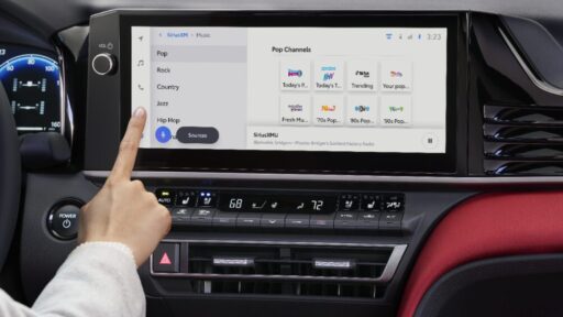 Toyota and Lexus dealerships in the U.S. join SiriusXM's new three-year subscription program, offering extended in-car entertainment with select new models for added convenience.