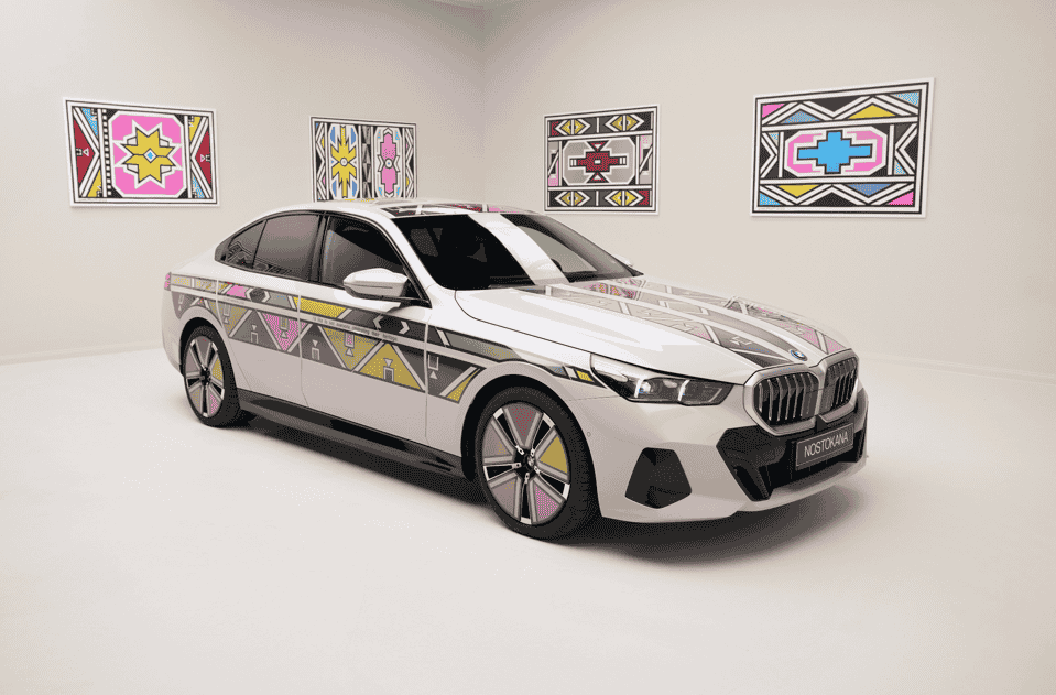 BMW i5 Flow NOSTOKANA, featuring color-changing E Ink technology and Esther Mahlangu's art, debuts at the 19th Contemporary Istanbul from October 24-27, 2024, following its Frieze LA premiere.